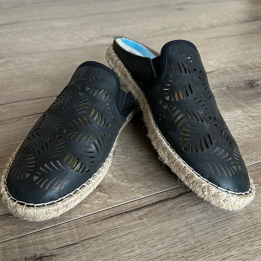 Olukai black mules espadrilles - size 7.5